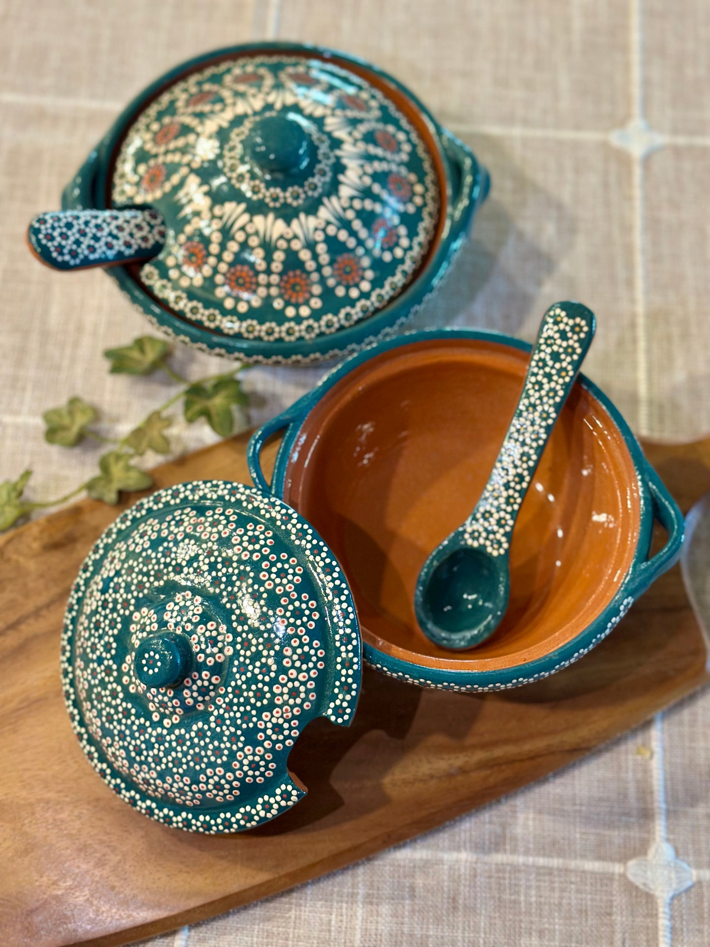 Capula~ Cazuela with matching spoon